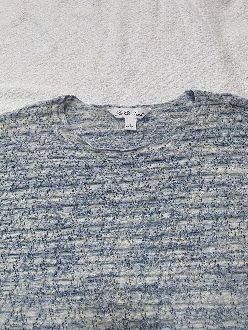 Leo & Nicole Women's Large Blue White Textured Knit Pullover Sweater Long Sleeve